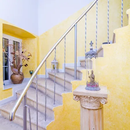 Сasa de vacaciones Stone House 