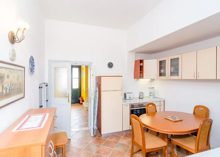 Сasa de vacaciones Stone House 