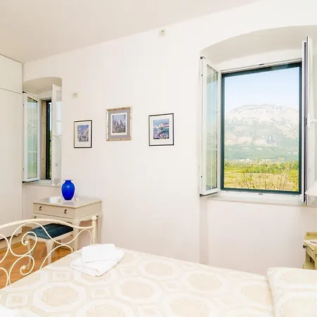 Nyaraló Stone House 