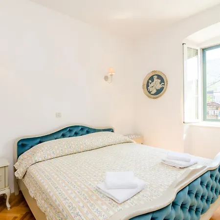 Nyaraló Stone House 