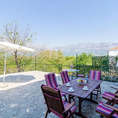 Nyaraló Stone House 